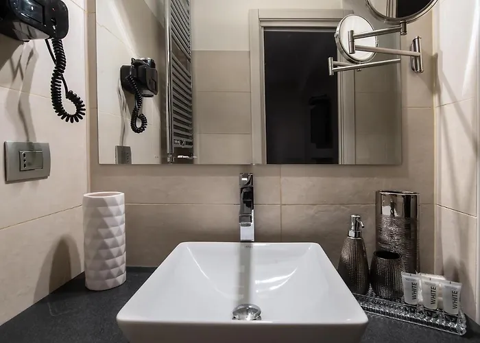 Nocleg ze śniadaniem Black And White