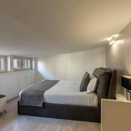 Black And White Bed and Breakfast 4*