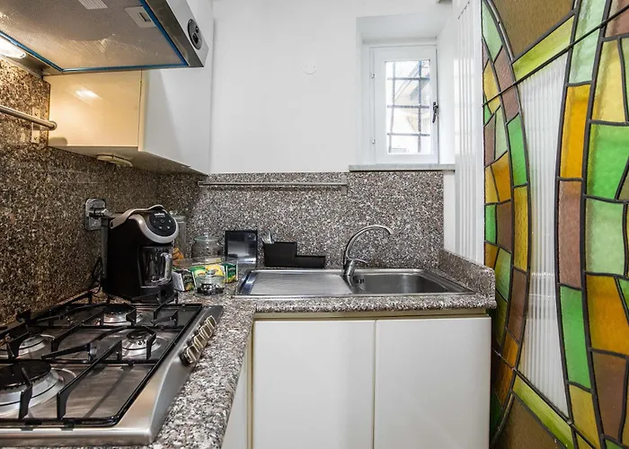 فندق مبيت وإفطار Black And White روما