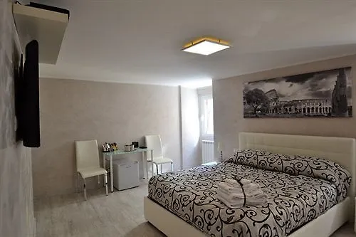 فندق مبيت وإفطار Black And White