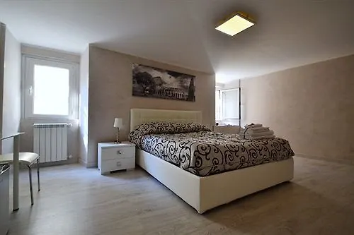 فندق مبيت وإفطار Black And White 4*