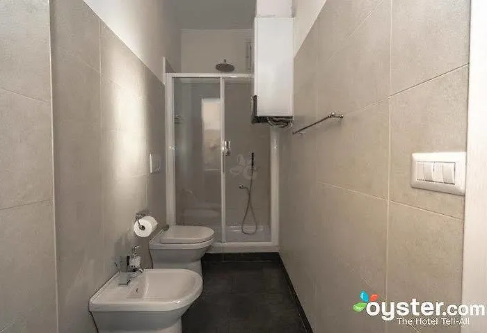 فندق مبيت وإفطار Black And White روما