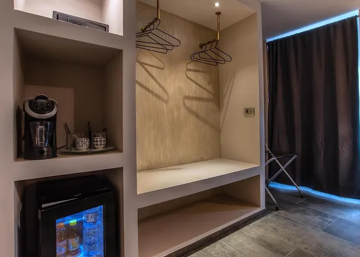 فندق مبيت وإفطار Black And White