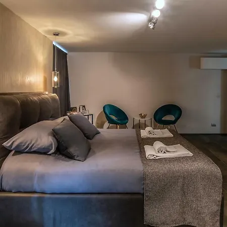 Bed & Breakfast Black And White Rome